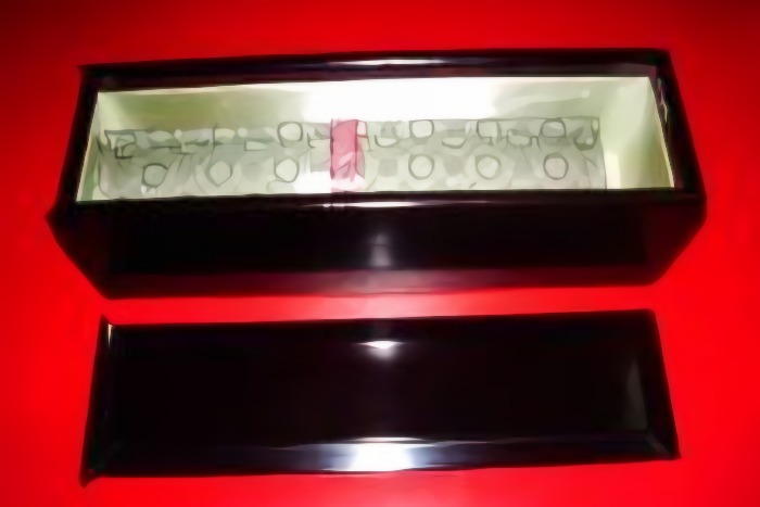 圖4-酸枝木盒